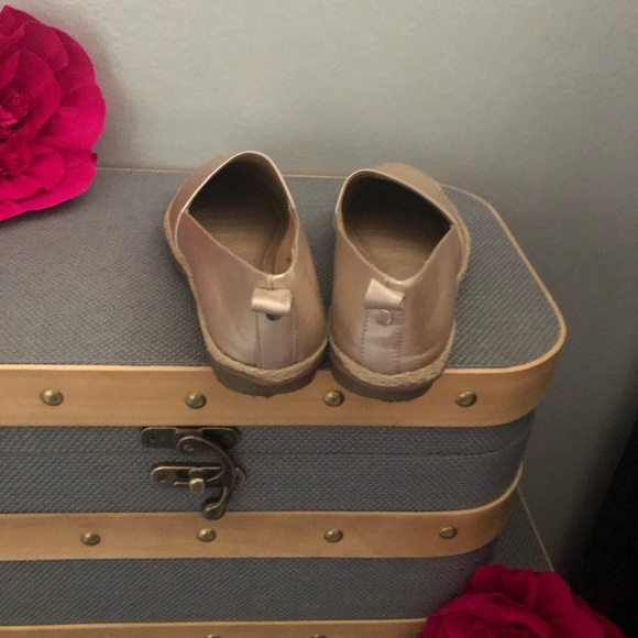 Gold Espadrilles - Picture 3 of 3